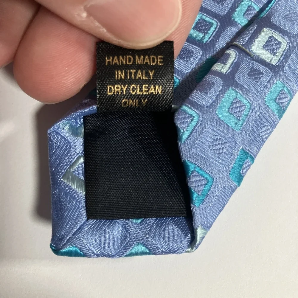 Farentino Ferre Blue Geometric Foulard Silk Necktie Handmade in Italy 61.5